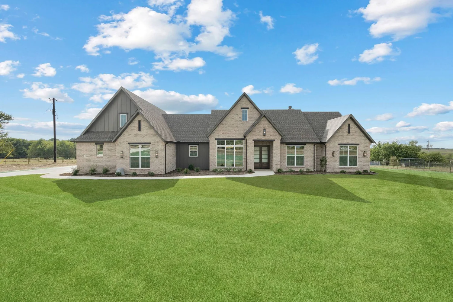 Custom home built by Structured Custom Homes on a private lot in Wise County, Texas